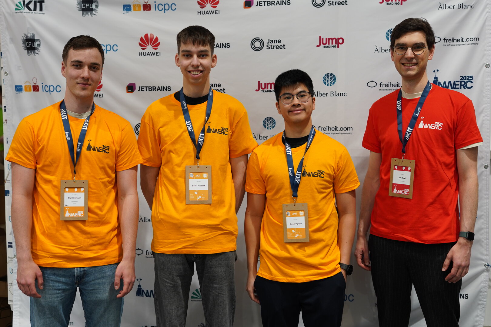 Picture of team 404 found